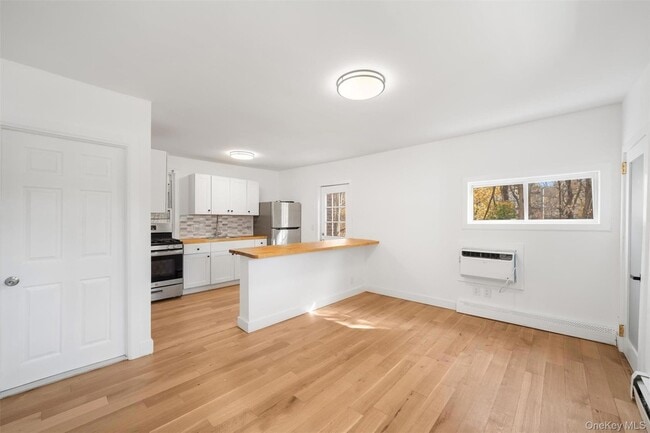 Photo - 164 Pine Hill Rd Unit 4