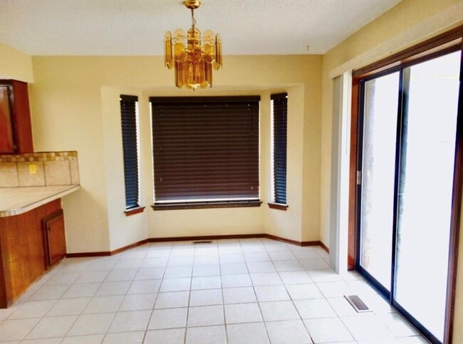 Photo - 2116 Lazybrook Trail