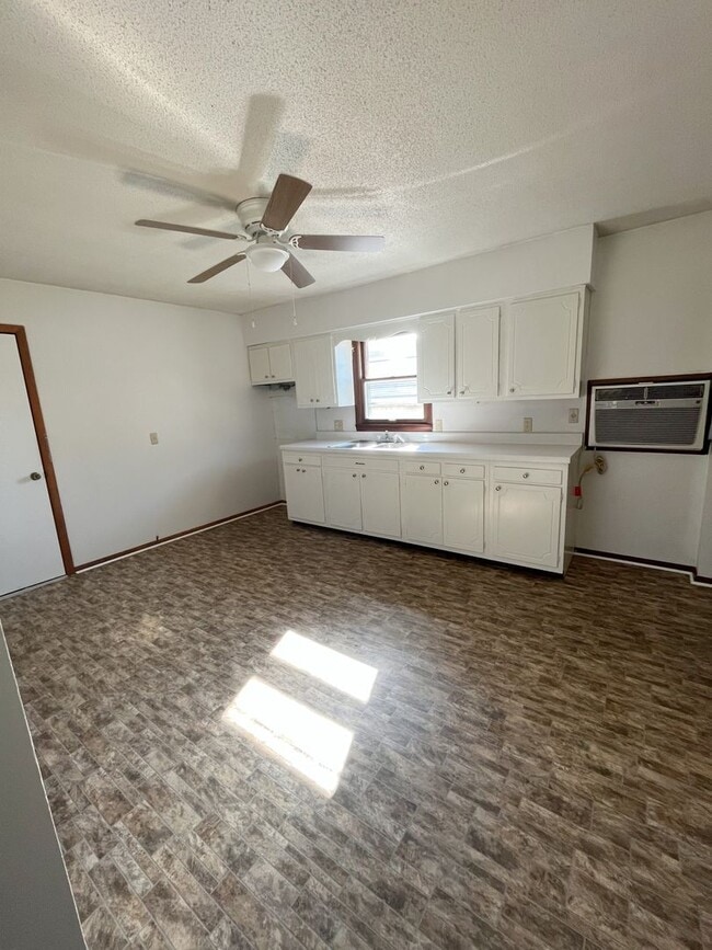 Photo - 201-203 W. Jackson Unit 203 W. Jackson