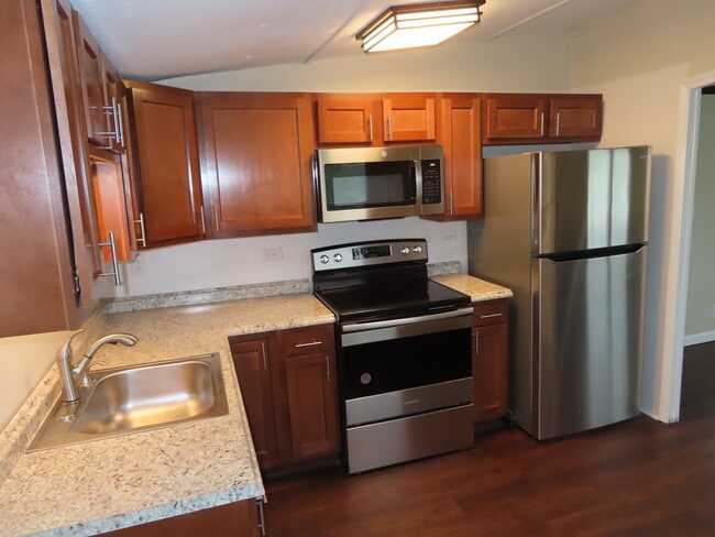 Photo - 8911 Pembroke Oak Grove Rd