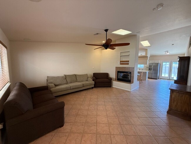 Photo - Yuma Meadows Townhouse - Furnished or Unfurnished