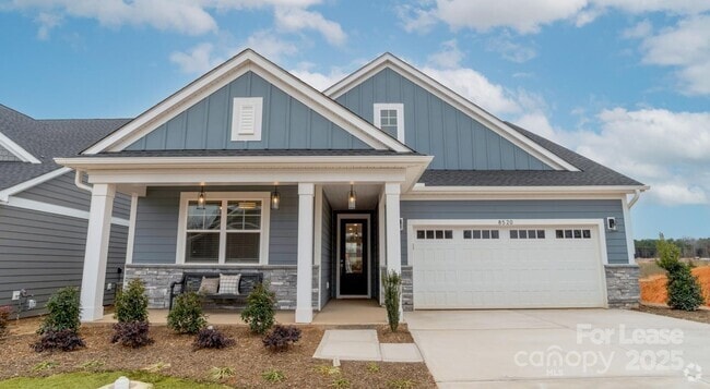 Building Photo - 8629 Chagrin Dr Rental
