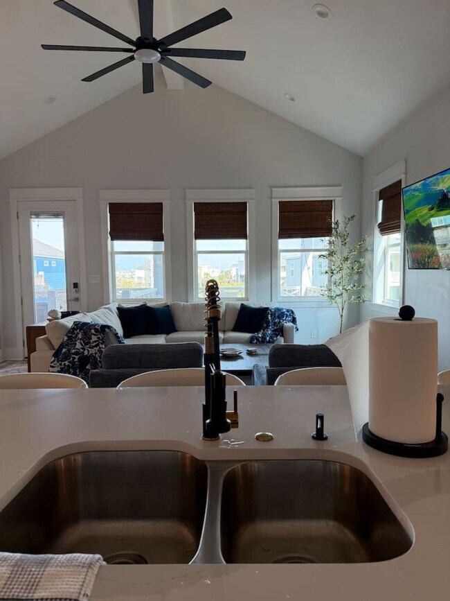 Photo - 867 Bowers Ln Unit ID1467228P