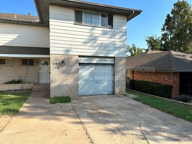 Building Photo - 39 NE 63rd St