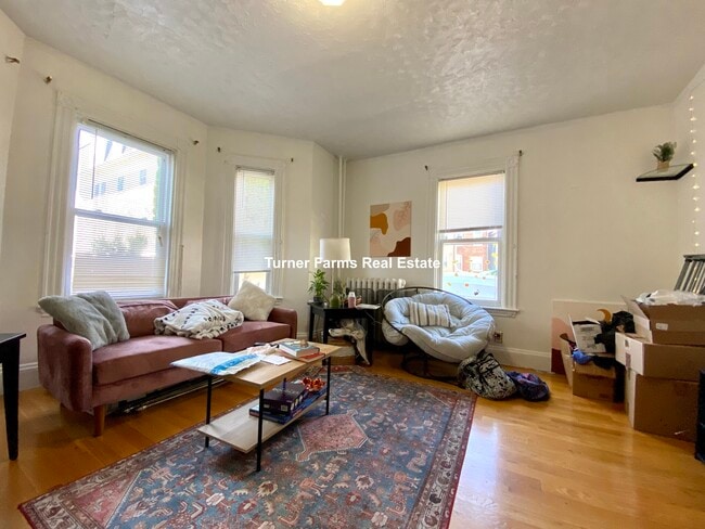 Photo - 205 Hillside St Unit 1