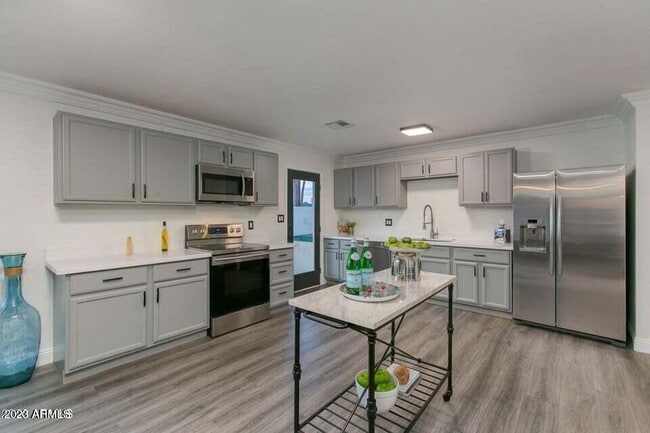 Photo - 2246 N 82nd St