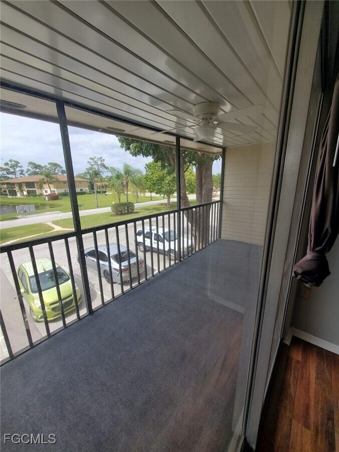 Photo - 5713 Foxlake Dr Unit 5