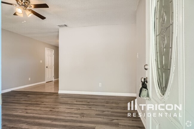 Building Photo - 14800 11th St Rental