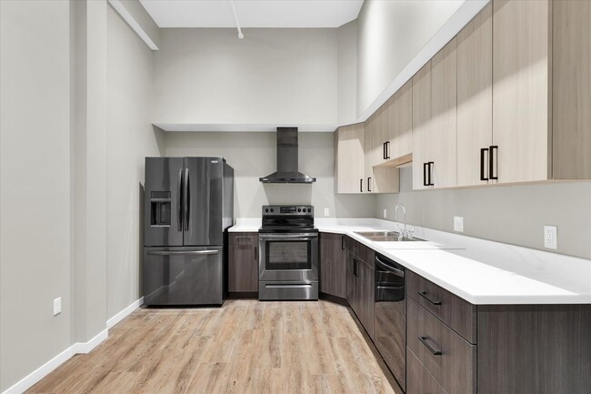 Photo - LUXURY 1 BED APT IN DOWNTOWN CHAMPAIGN- AVAILABLE 9/15/2026 Unit Neil Street Spritzer - #202