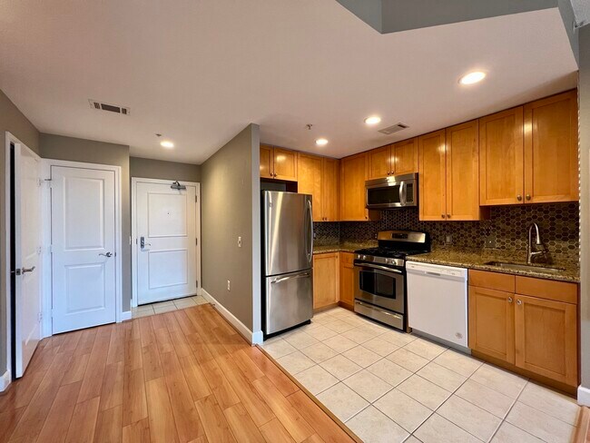 Photo - 3600 S Glebe Rd