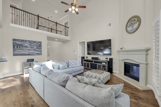 Photo - 4047 Steep Woods Dr