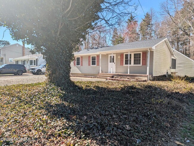 Photo - 73 S Shore Dr