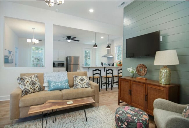 Building Photo - 452 Riverland Dr Unit ID1344795P Rental