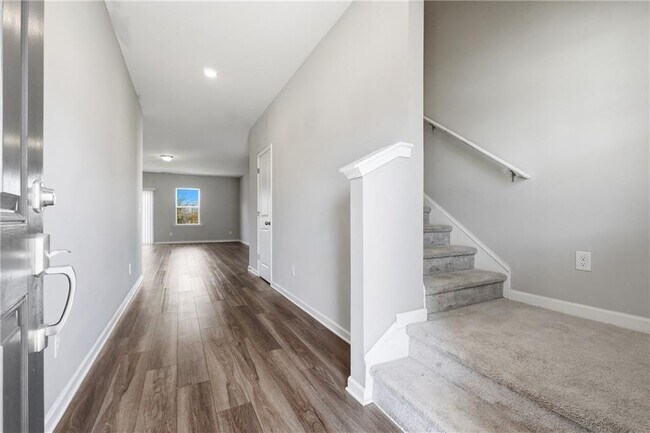 Photo - 21 Golden Eagle Pkwy