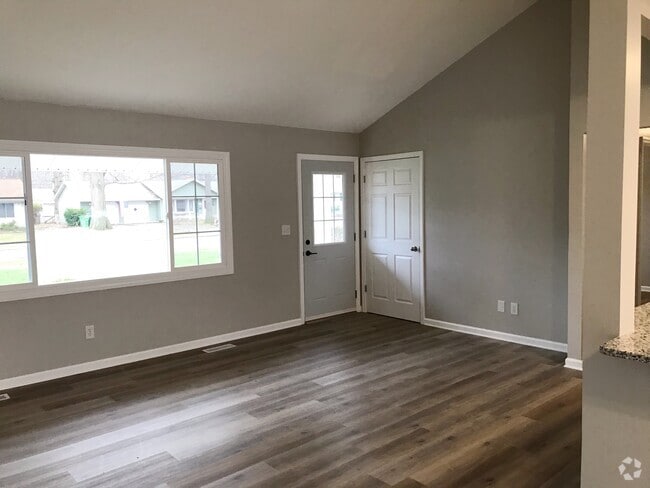 Building Photo - 224 Moorewood Ave Rental
