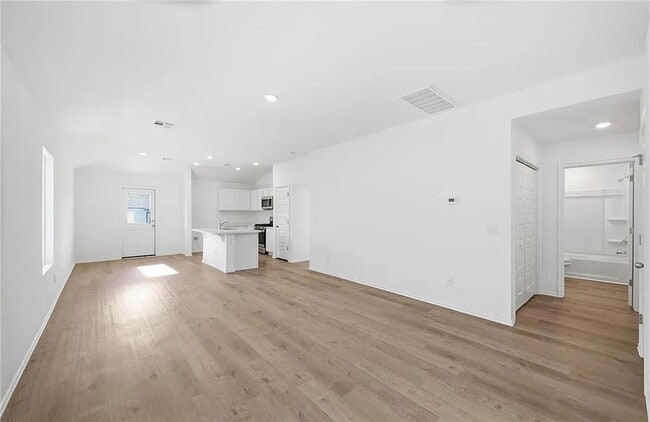 Photo - New Construction for Rent!