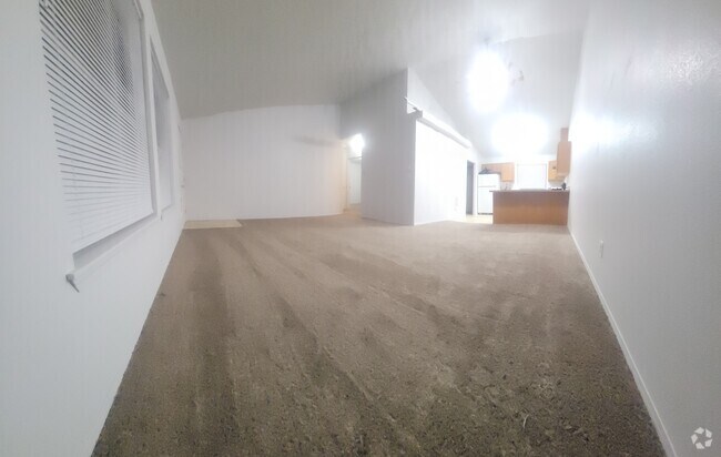 Building Photo - 803 N 20th Ave Unit 2 Rental