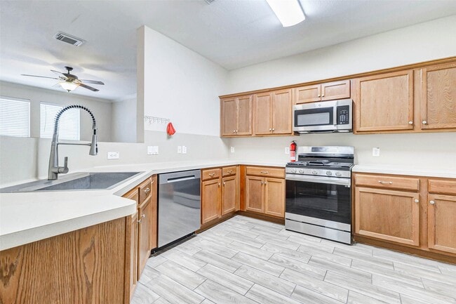 Photo - 8006 Montague Manor Ln