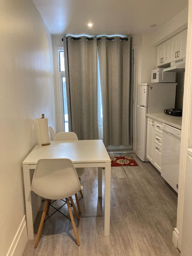 Photo - 4072 R. Drolet Unit ID1222990P