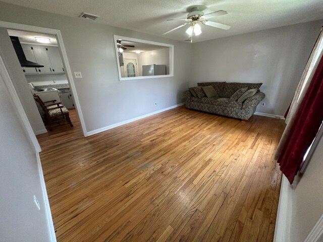 Photo - 84 Frost Dr Unidad 84