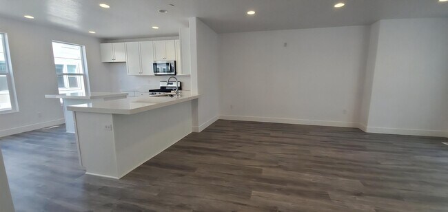Photo - 3841 W Mossmorran Ln