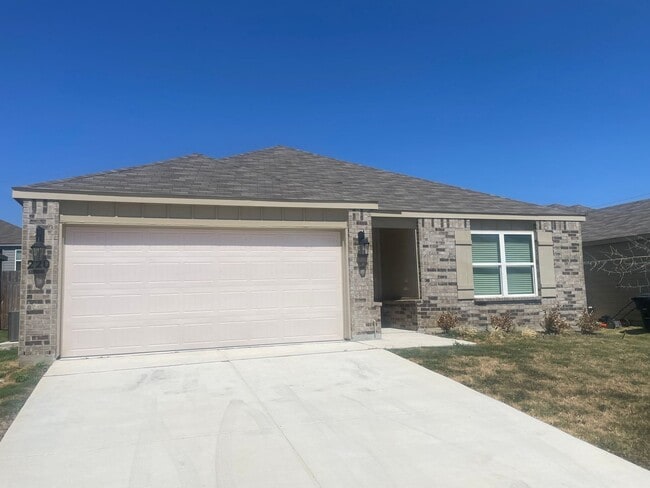 Building Photo - Beautiful Single-Story Rental Home in New Braunfels!