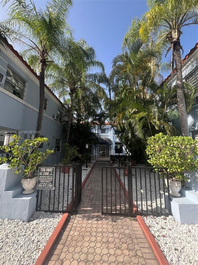 Photo - 215 30th St Unidad 2