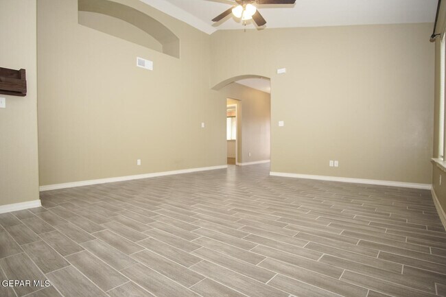 Photo - 14364 Tobe Davis Dr