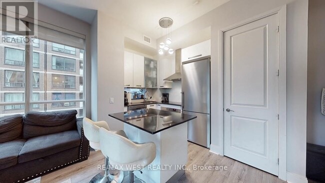 Photo - 21 Balmuto St Unité 1202