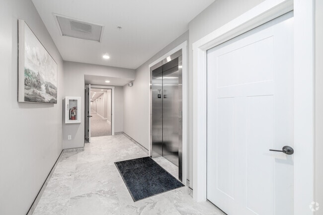 1st Floor Elevator
