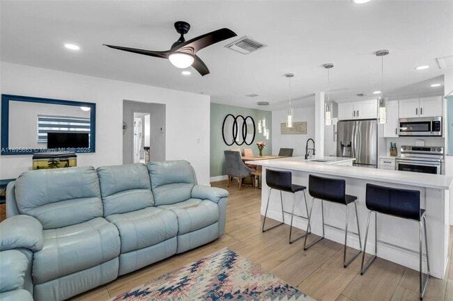 Photo - 9212 NW 81st Pl