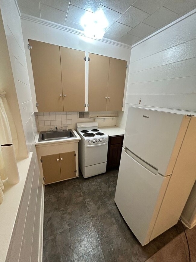 Photo - 133 1st Ave E Unit 133 1st Ave E #3 (CG - 277)