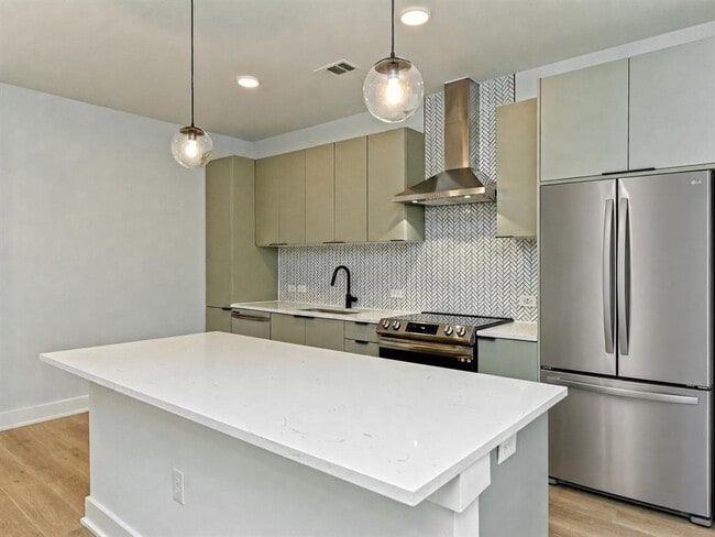 Photo - 2500 Longview St Unit 518