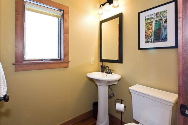 Photo - Spacious 5-Bedroom Minneapolis Gem with Gas Fireplace & Finished Basement