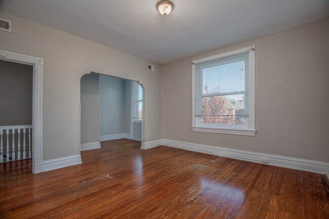 Photo - 2310 Russell Blvd Unit A