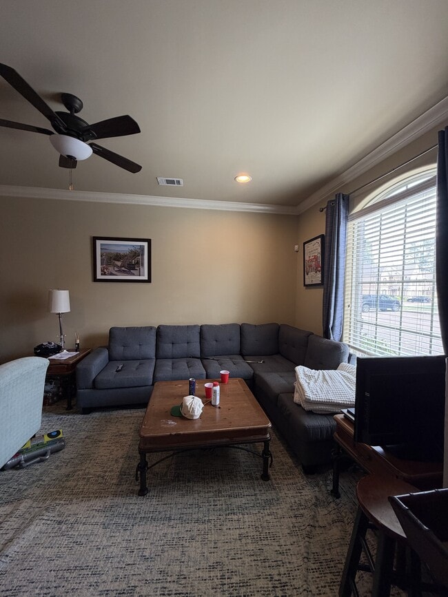 Photo - 2495 Old Taylor Rd