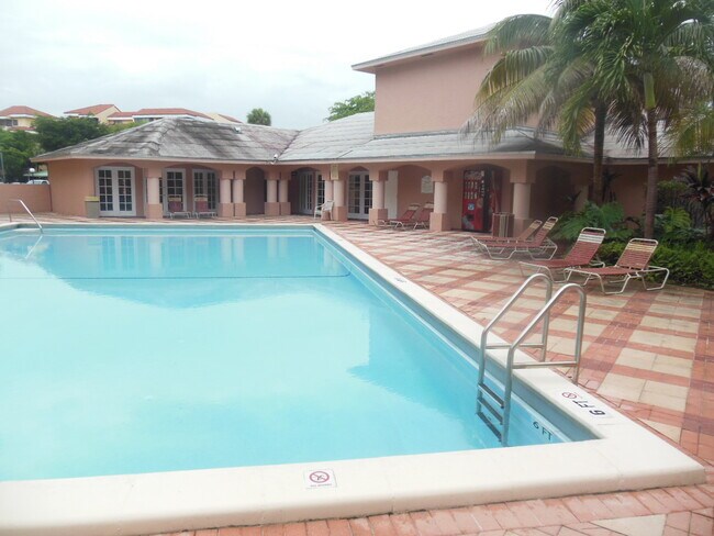 Photo - 8255 SW 152nd Ave Unit E-415