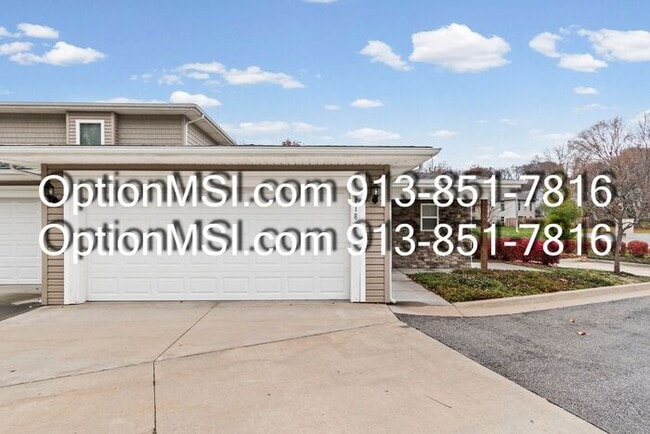 Photo - Beautifully Updated Liberty Home in a Prime Location!