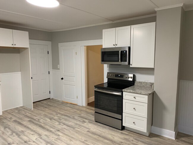 Photo - 44 Bradley St Unit A