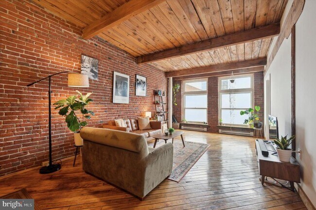 Photo - 122 Chestnut St Unit 202