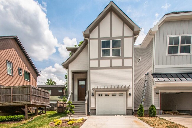 Building Photo - 503 Acklen Park Dr