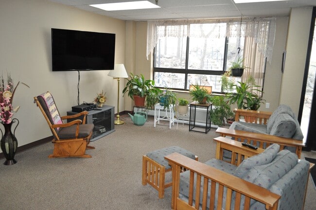 Henry Hill Apartments