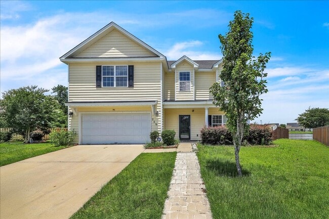 Building Photo - Spacious 4 Bed, 2.5 Bath in White Oak