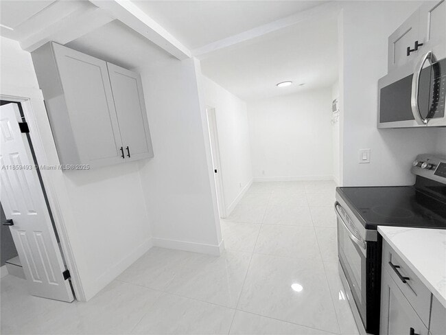 Photo - 254 E Dania Beach Blvd Unidad 4