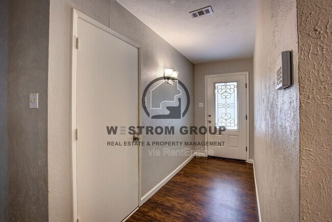 Photo - 4024 Bristlecone Ln