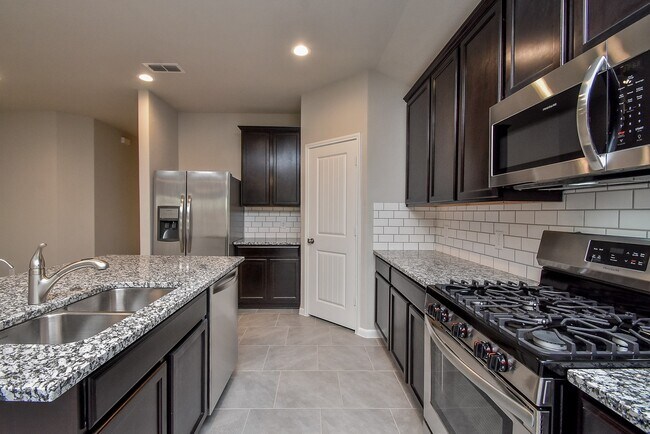 Photo - 1427 Central Heights Dr