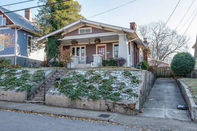 Photo - 1504 Fatherland St