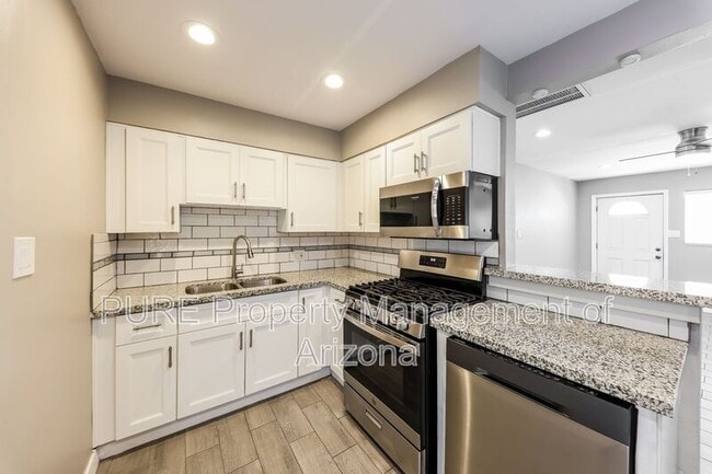 Photo - 3237 N 66th St Unit 4