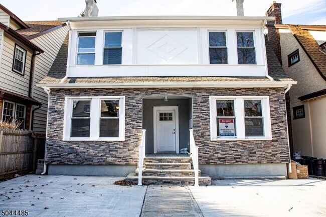 Photo - 319 Glenwood Ave