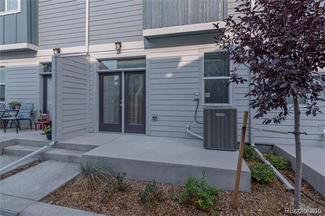 Photo - 1049 Oak Cir